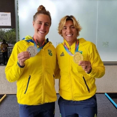 Viviane Jungblut, Ana Marcela Cunha