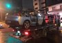 VÍDEO: veículo pega fogo após colidir contra um poste na Avenida São Leopoldo, em Caxias do Sul 