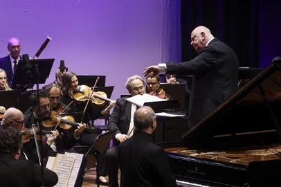 PORTO ALEGRE, RS, BRASIL, 19-06-2026: Após dois anos de obras, a Assembleia Legislativa reabre o Teatro Dante Barone ao público. A cerimônia de reinauguração será realizada nesta sexta-feira (19), tendo um concerto da Orquestra Sinfônica de Porto Alegre (Ospa) como atração principal. Foto: Bruno Todeschini/Agência RBS<!-- NICAID(16310665) -->