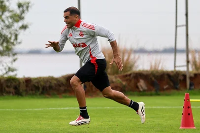 Mercado em treino do Inter<!-- NICAID(16119871) -->