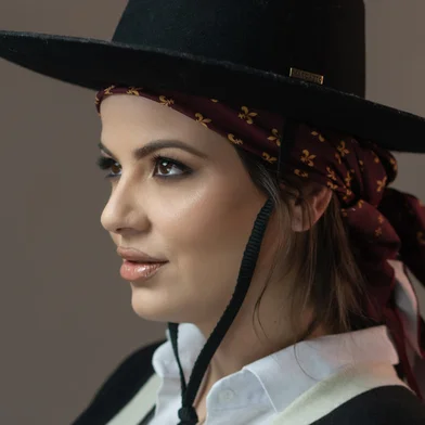 Cantora Lara Rossato aposta na estética gaúcha<!-- NICAID(15852475) -->