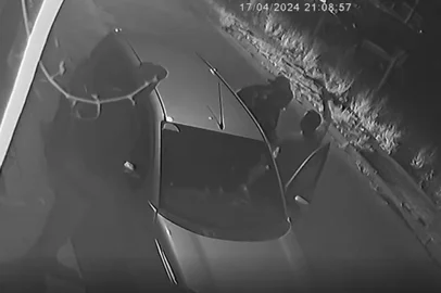 Motorista é abordado por criminosos no bairro Rubem Berta, na Capital<!-- NICAID(15738329) -->