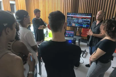 SESC Caxias promove aulas de libras e audiovisual gratuitas <!-- NICAID(16305284) -->