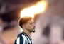 Eduardo, meia do Botafogo, está perto de acerto com o Cruzeiro para 2025