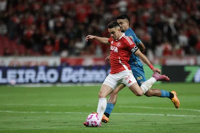 PORTO ALEGRE, RS, BRASIL - 19-10-2025: Internacional enfrenta o Sport Recife pela 29ª rodada do Campeonato Brasileiro, no Estádio Beira-Rio. Foto: Renan Mattos/Agência RBS.<!-- NICAID(16149655) -->