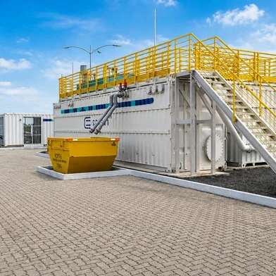 Quatro empresas gaúchas, instaladas na Região Metropolitana, estão construindo para a Corsan/Aegea estações de tratamento de esgoto (as "ETEs") com contêineres<!-- NICAID(16322528) -->