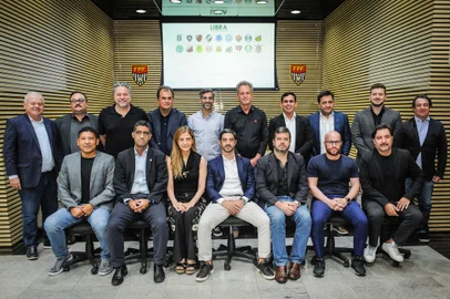 Dirigentes reunidos na Fedeação Paulista de Futebol<!-- NICAID(15362137) -->