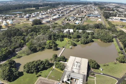 Petrobras irá antecipar fornecimento de gasolina pela Refap em abril<!-- NICAID(16263403) -->