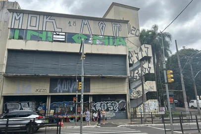 Antigo Nacional da Avenida Protásio Alves<!-- NICAID(15992170) -->