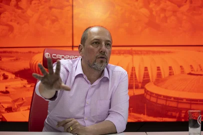 PORTO ALEGRE, RS, BRASIL, 21.12.2023: Entrevista com o presidente do Internacional Alessandro Barcellos. Foto: Camila Hermes/Agencia RBS<!-- NICAID(15632313) -->