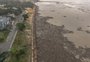 Cerca de 40 caminhões de troncos e resíduos são retirados da Orla do Guaíba após forte chuva no RS