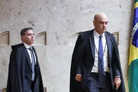 André Mendonça e Alexandre de Moraes em sessão do STF.<!-- NICAID(16358095) -->