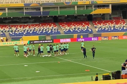 Treino da seleção para o jogo contra a Bolívia<!-- NICAID(15532817) -->