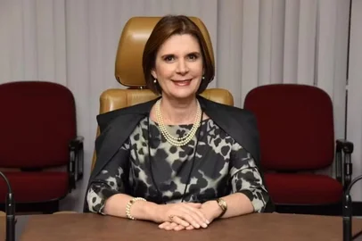 Primeira mulher a presidir Superior Tribunal Militar é empossada em Brasília<!-- NICAID(15994251) -->