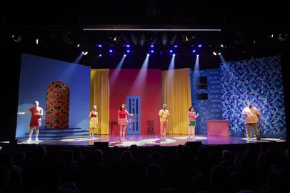 Comédia musical "Canções que eu guardei pra você" homenageia vozes femininas da MPB<!-- NICAID(15983015) -->