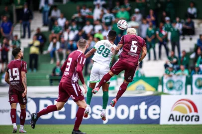 O Caxias visitou o Guarani, em Campinas, pela 10ª rodada da Série C.<!-- NICAID(16305727) -->
