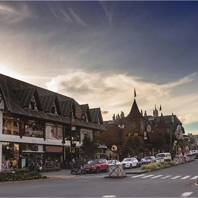 Hotéis em Gramado: cidade conta com arquitetura que encanta viajantes