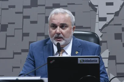 Comissão de Ciência, Tecnologia, Inovação, Comunicação e Informática (CCT) realiza reunião com 20 itens. Na pauta projetos com pedidos de outorgas para liberação de emissão de sinais de radiodifusão comunitário em diversos municípios, como Dourados (MS) e Jupi (PE).Local: BrasÃ­liaIndexador: Geraldo MagelaFonte: AgÃªncia SenadoFotógrafo: g<!-- NICAID(15308469) -->