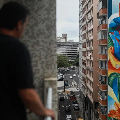 PORTO ALEGRE, RS, BRASIL - 2024.12.09: Porto Alegre vive fase pulsante da arte urbana. (Foto: Renan Mattos/ Agência RBS)<!-- NICAID(15932261) -->