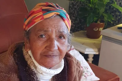 Bombeiros buscam idosa desaparecida em São Francisco de Paula. Leonilda Antonia de Souza, 92 anos, saiu de casa e não foi mais vista pelos familiares nesta terça-feira.<!-- NICAID(16270651) -->