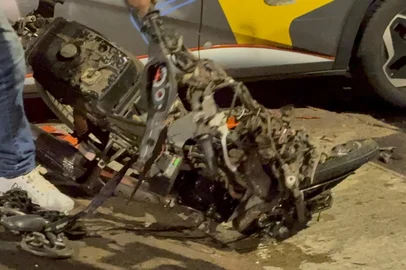 Motociclista de 32 anos morre em acidente no bairro Partenon<!-- NICAID(16134051) -->