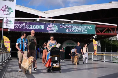 CAXIAS DO SUL, RS, BRASIL, 26/04/2026. 2ª Edição Pet Serra Summit 2026. (Ariéli Ziegler/Agência RBS)Indexador: Arieli Ziegler<!-- NICAID(16273241) -->