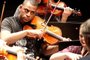 Matheus Rodrigues de Souza, músico da Orquestra Jovem do Rio Grande do Sul, teve a viola furtada.<!-- NICAID(15395260) -->