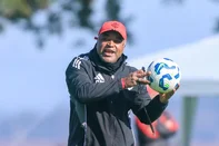 Roger Machado em treino do Inter antes do jogo contra o Fluminense pelo Brasileirão.<!-- NICAID(16049556) -->