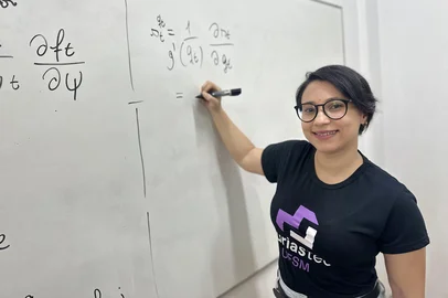 Renata Rojas Guerra, professora da Universidade Federal de Santa Maria (UFSM) é vencedora da categoria Ciências Matemáticas do Prêmio Para Mulheres na Ciência deste ano, iniciativa do Grupo L’Oréal no Brasil, em parceria com a UNESCO e a Academia Brasileira de Ciências (ABC).<!-- NICAID(16214400) -->