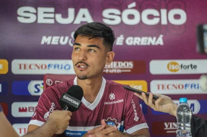 jogador é um dos reforços para a série d grená<!-- NICAID(15411797) -->