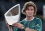 Rublev vence batalha com Auger-Aliassime e é campeão do Masters 1000 de Madri
