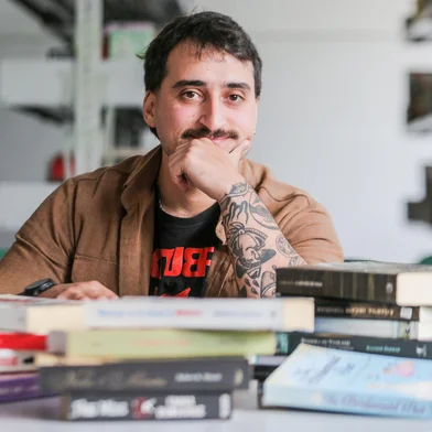 Café literário, do Sesc, recebe escritor Rafa Iotti em edição comemorativa de Dia das Mães. (Neimar De Cesero/Agência RBS)Indexador: Neimar De Cesero<!-- NICAID(16032713) -->
