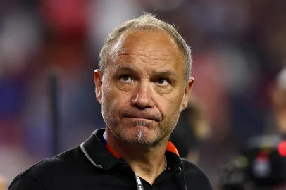 Franck Fife / AFP Haiti's French head coach Sebastien Migne reacts after losing the 2026 World Cup Group C football match between Haiti and Scotland at the Boston Stadium in Foxborough on June 13, 2026. (Photo by FRANCK FIFE / AFP)Editoria: SPOLocal: FoxboroughIndexador: FRANCK FIFESecao: world championshipFonte: AFPFotógrafo: STF<!-- NICAID(16306205) -->