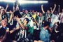 RIO DE JANEIRO, RJ, BRASIL, 27/06/1999. FOTO DE ARQUIVO NEGATIVO NÚMERO 44.395 - Botafogo x Juventude, jogo da volta válido pela final da Copa do Brasil 1999 e realizado no estádio Maracanã (estádio Mário Filho), no Rio de Janeiro. O Juventude sagrou-se campeão após empate em 0 a 0. Na foto presidente do Ju, Milton Scola (E) e capitão Flávio (C). (Gilmar Gomes/Agência RBS)<!-- NICAID(15571414) -->