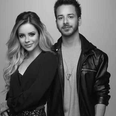 Sandy e Junior<!-- NICAID(14540291) -->