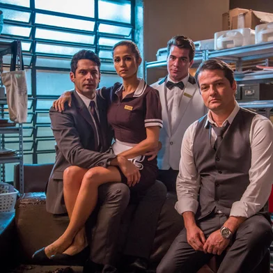 pega pega, Malagueta (Marcelo Serrado), Agnaldo (João Baldasserini), Sandra Helena (Nanda Costa), Julio (Thiago Martins)<!-- NICAID(14836891) -->
