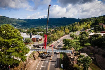 Obra começou nesta terça-feira (18)<!-- NICAID(15406441) -->