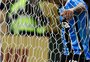 Acidente doméstico afasta Cristian Olivera dos treinamentos no Grêmio; veja prazo de retorno