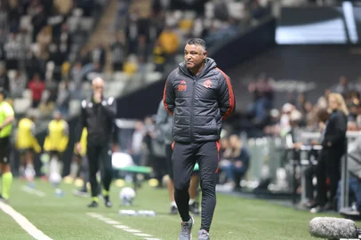 BELO HORIZONTE, BH, BRASIL, 12-06-2025: Internacional visita Atlético-MG pela 12ª rodada do Campeonato Brasileiro 2025, na Arena MRV. O Colorado busca engrenar no Brasileiro após priorizar a classificação na Libertadores. Foto: Ricardo Duarte/SC Internacional/DivulgaçãoIndexador: ricardo duarte<!-- NICAID(16058859) -->