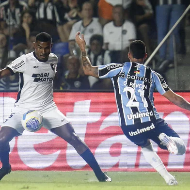 Cuiabano. Gremio x Botafogo pelo Campeonato Brasileiro no Estadio Kleber Andrade. 16 de Junho de 2024, Cariacica, ES, Brasil. Foto: Vitor Silva/Botafogo. Imagem protegida pela Lei do Direito Autoral Nº 9.610, DE 19 DE FEVEREIRO DE 1998. Sendo proibido qualquer uso comercial, remunerado e manipulacao/alteracao da obra.Indexador: Vitor_SilvaFotógrafo: Vitor Silva/Botafogo<!-- NICAID(15790425) -->