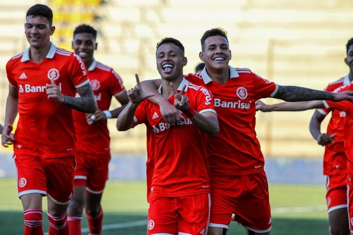 Hoje, o quarto jogo pelo campeonato da Sub-20 de Arcos - Jornal Correio  Centro Oeste