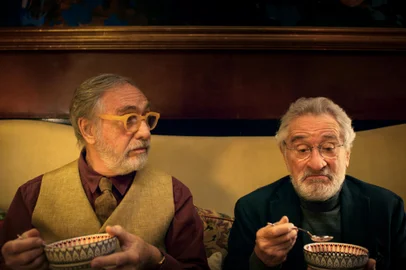 O Faz Nada (2023), série com Luis Brandoni e Robert De Niro<!-- NICAID(15576819) -->