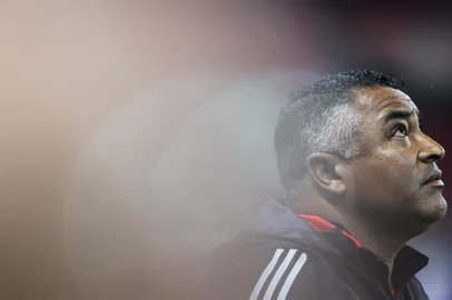 PORTO ALEGRE, RS, BRASIL, 27-07-2025: Internacional x Vasco pelo Campeonato Brasileiro. O Internacional do técnico Roger Machado busca a quarta vitória em sequência após a parada. O duelo é válido pela 17ª rodada do Brasileirão.Foto: Renan Mattos / Agência RBS<!-- NICAID(16088856) -->