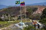 Brazilian soldiers stand guard at the Brazil-Venezuela border, in Pacaraima, Roraima state, Brazil, on February 27, 2019. (Photo by NELSON ALMEIDA / AFP)Editoria: WARLocal: PacaraimaIndexador: NELSON ALMEIDASecao: crisisFonte: AFPFotógrafo: STF<!-- NICAID(14555648) -->
