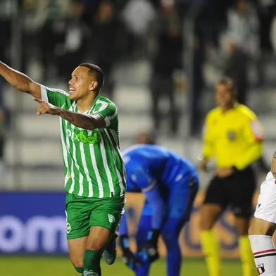 CAXIAS DO SUL, RS, BRASIL, 15/04/2023. Juventude x Botafogo-SP, jogo de estreia das equipes na Série B do Campeonato Brasileiro, no Estádio Alfredo Jaconi. (Bruno Todeschini/Agência RBS)Indexador: BTK<!-- NICAID(15403841) -->