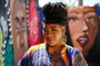 Porto Alegre, RS, Brasil - 03/10/2023 - Caderno Donna. Artistas da cena Hip Hop, Negra Jaque (túnica colorida) e Cristal (blusa branca) falam sobre a representatividade feminina. FOTO: Jonathan Heckler, Agência RBS<!-- NICAID(15558025) -->