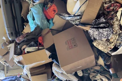 Itens sem condições de uso dificultam trabalho de voluntários em centros de doações do Estado.<!-- NICAID(15766938) -->