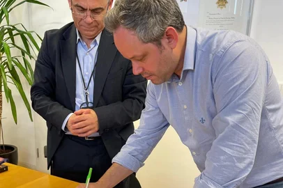 Prefeitura assina protocolo de cooperação com a Universidade de Aveiro, de Portugal<!-- NICAID(16023298) -->