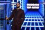 LAS VEGAS, NEVADA - MAY 01: Drake accepts the Top Artist award onstage during the 2019 Billboard Music Awards at MGM Grand Garden Arena on May 01, 2019 in Las Vegas, Nevada.   Kevin Winter/Getty Images for dcp/AFP<!-- NICAID(14062319) -->
