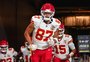 Noivo de Taylor Swift leva "tapa na cara" em jogo da NFL no Brasil; entenda